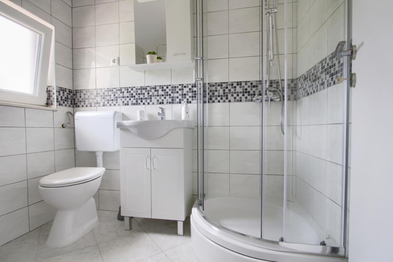 Apartments Villa Mihaela Banj Exterior photo
