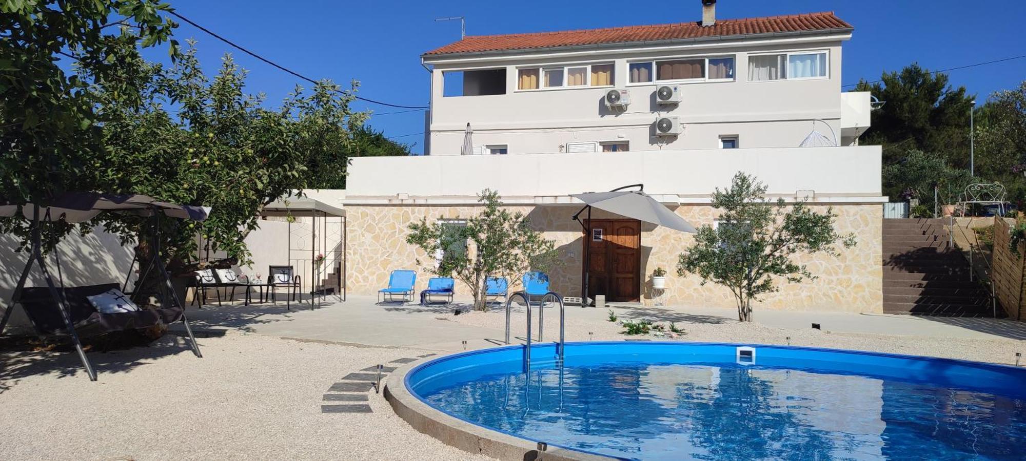 Apartments Villa Mihaela Banj Exterior photo