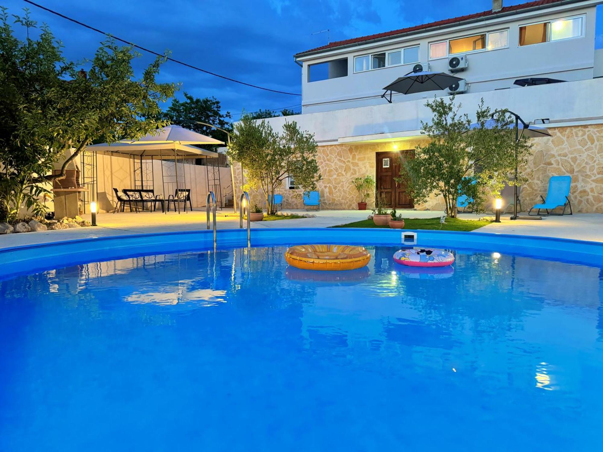 Apartments Villa Mihaela Banj Exterior photo